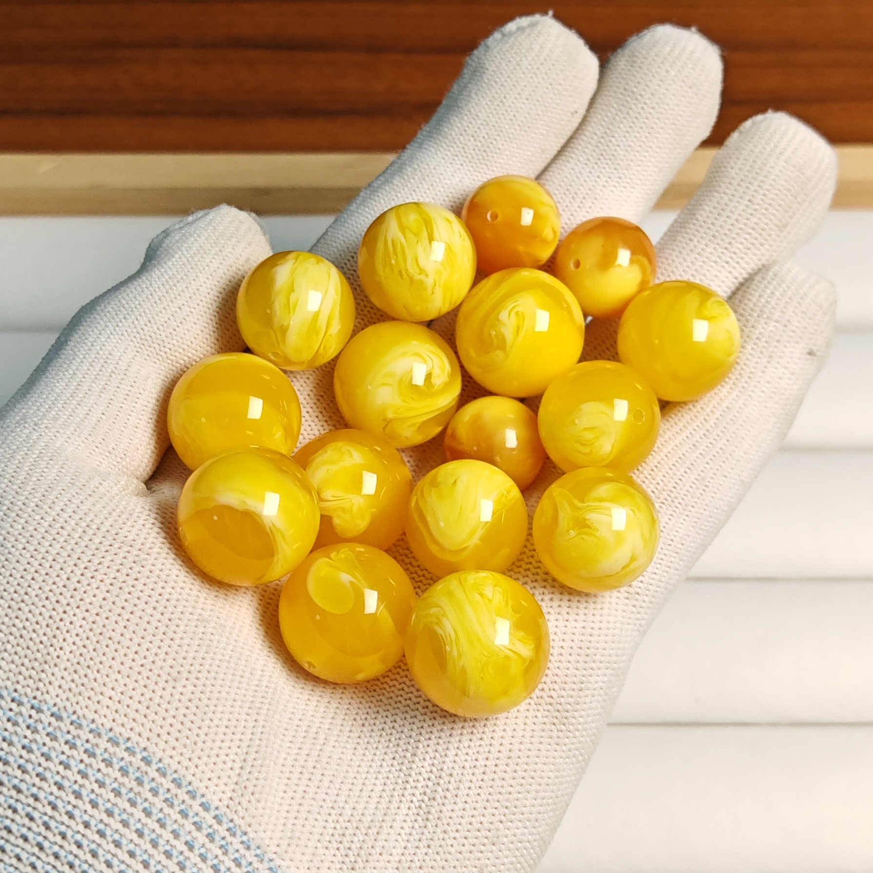 天然二代琥珀蜜蜡鸡油黄飘白花圆珠散珠  DIY文玩配饰