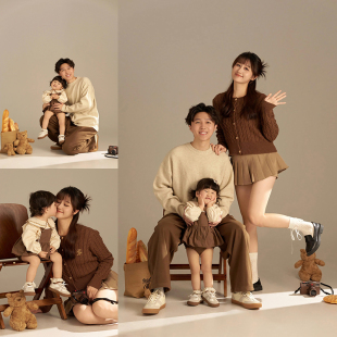 影楼一家三口亲子装全家福拍照主题韩系小清新简约毛衣亲子家庭装