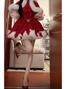 冬日少女在线逃公主Lolita圣诞红色战袍毛领连帽斗篷蝴蝶结蓬蓬裙