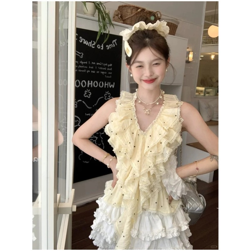 法式波点v领淡黄色荷叶边背心上衣女夏季百搭蛋糕裙时尚两件套女,女装/女士精品,时尚套装,淘宝优惠券,粉丝福利购,淘宝优惠卷