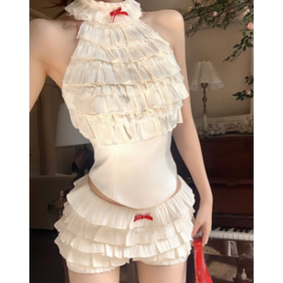 设计感小众收腰显瘦短裙套装 新款 纯欲层层蕾丝挂脖上衣女夏季 法式