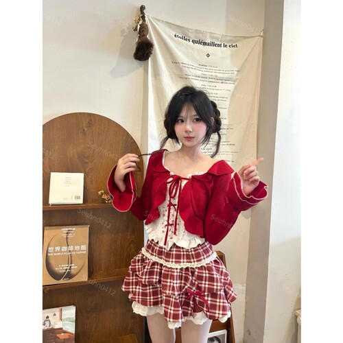早秋甜美学院风红色蛋糕裙套装