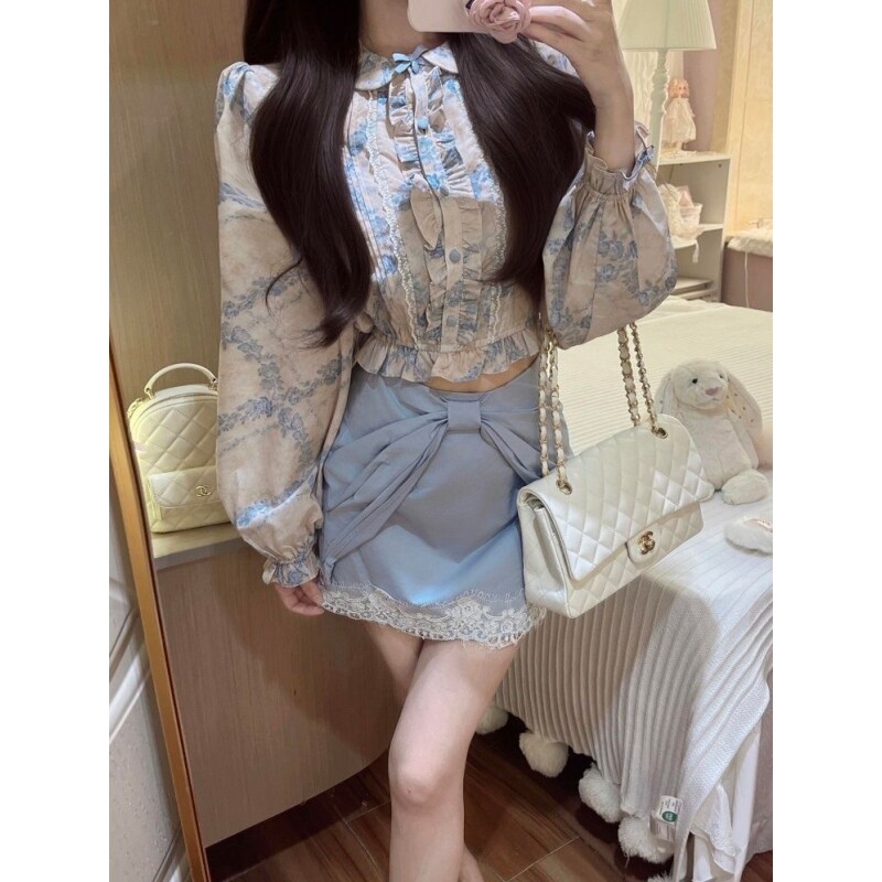法式甜美千金蓝色印花碎花灯笼袖衬衫上衣搭配蝴蝶结蕾丝半裙套装图片