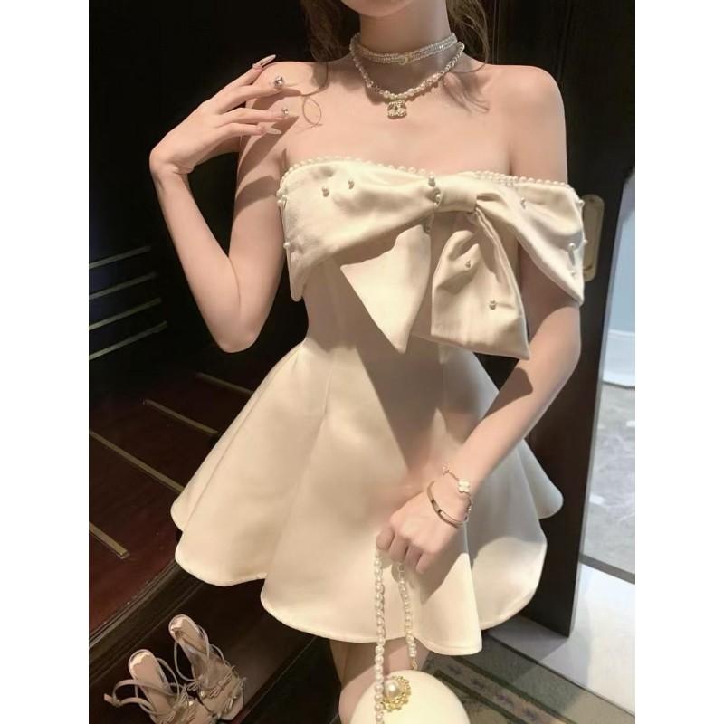 法式一字肩蝴蝶结气质氛围感生日裙吊带连衣裙珍珠扣收腰连衣裙女,女装/女士精品,连衣裙,淘宝优惠券,粉丝福利购,淘宝优惠卷