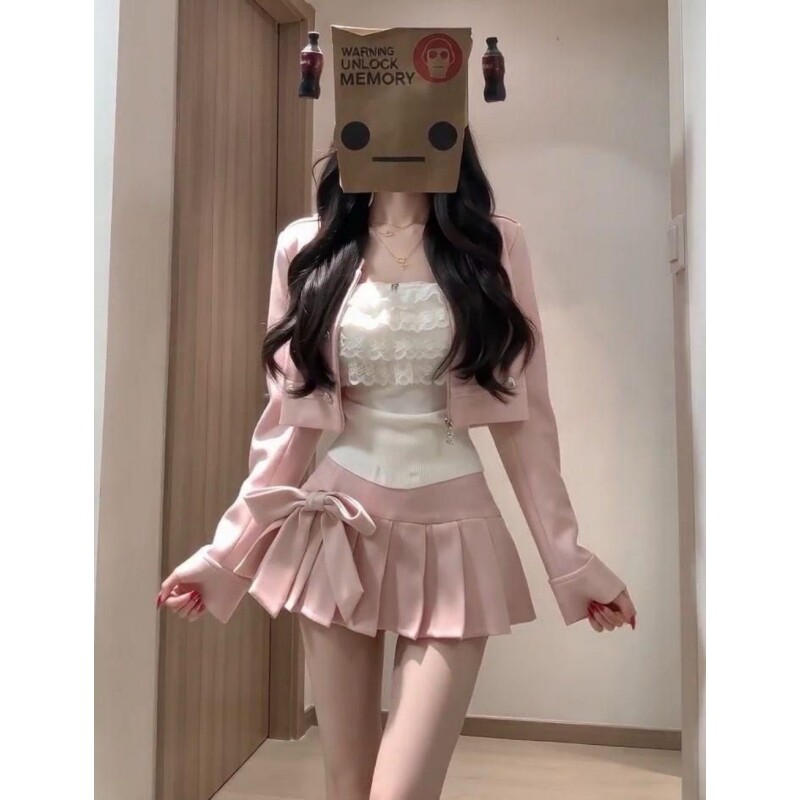 甜美千金风绝美套装裙粉色拿破仑短款外套蕾丝吊带百褶裙三件套女图片