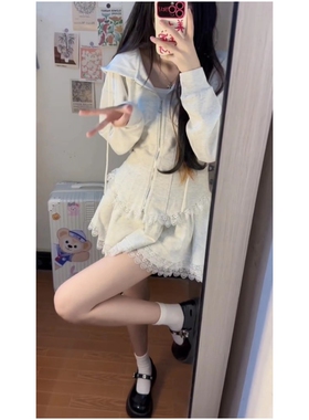 初秋新款灰色套装裙连帽卫衣蕾丝花边收腰设计感拉链外套短裙套装
