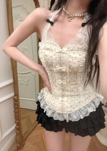 纯欲辣妹风蕾丝小吊带波点挂脖遮肉小蛮腰抹胸上衣+黑色蛋糕短裙