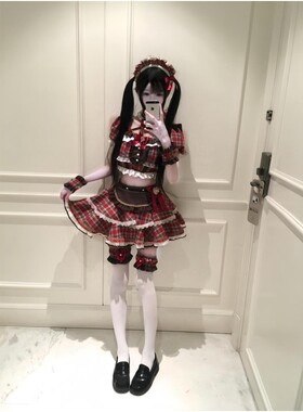 日系甜美可爱纯欲红色格纹泡泡袖短款上衣搭配高腰蛋糕裙短裙套装