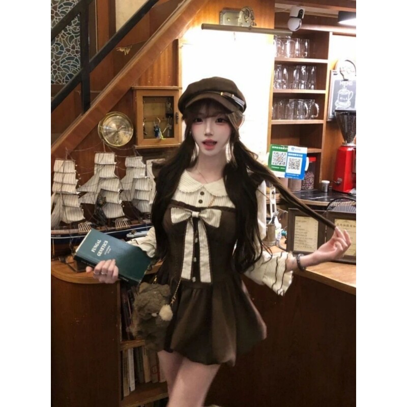 韩系古早学院风甜美娃娃领长袖衬衫棕色蝴蝶结背带花苞裙两件套女