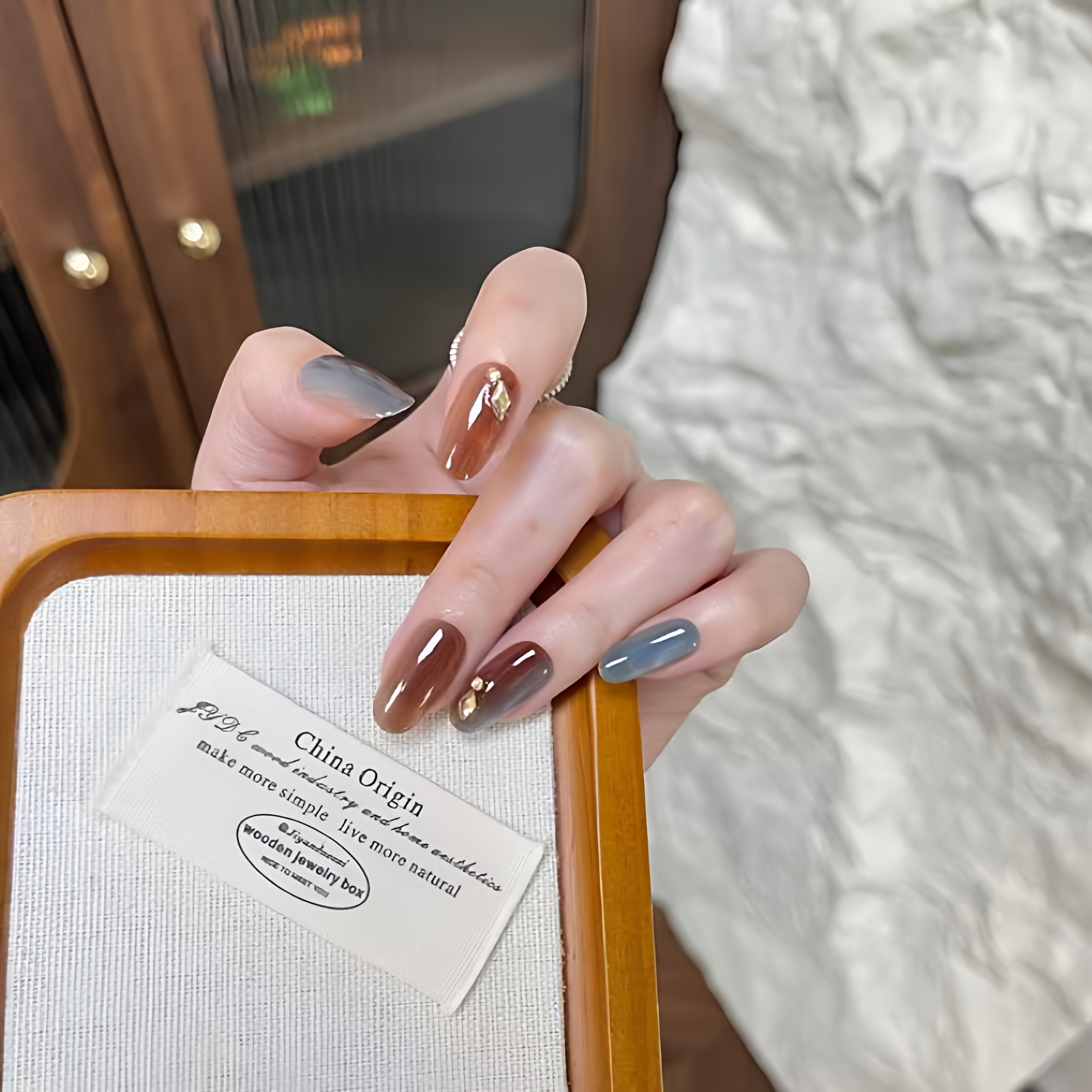 【棕蓝碎钻】纯手工穿戴甲秋冬猫眼美甲气质高级感美甲超温柔
