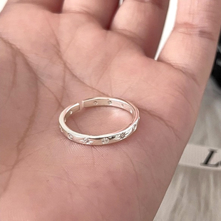 925纯银戒指女小众设计轻奢高级感冷淡风锆石简约素圈开口戒食指