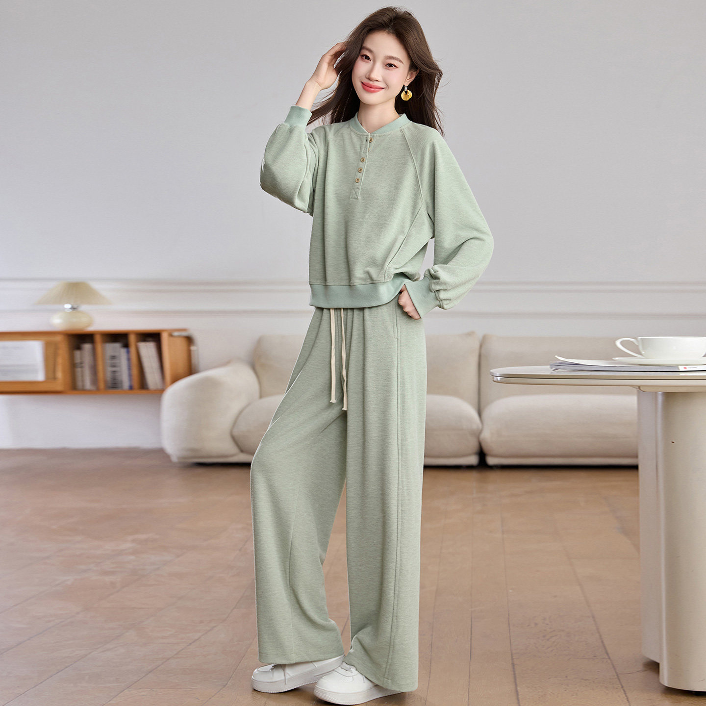 时尚休闲运动套装女2026年早春新款宽松显瘦长袖卫衣阔腿裤两件套,女装/女士精品,时尚套装,淘宝优惠券,粉丝福利购,淘宝优惠卷