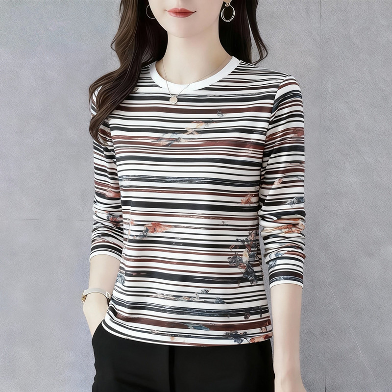 长袖t恤女2025秋季新款印花圆领大码遮肚打底衫妈妈宽松显瘦上衣