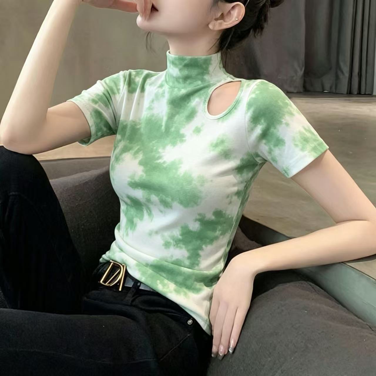 晕染半高领短袖t恤女2026新款夏季镂空冰丝正肩设计感小众上衣装
