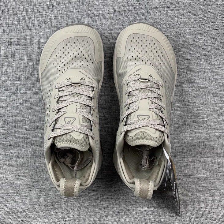 英国原单防滑耐磨男女款越野跑鞋轻便缓震户外徒步鞋~舒适4E宽楦