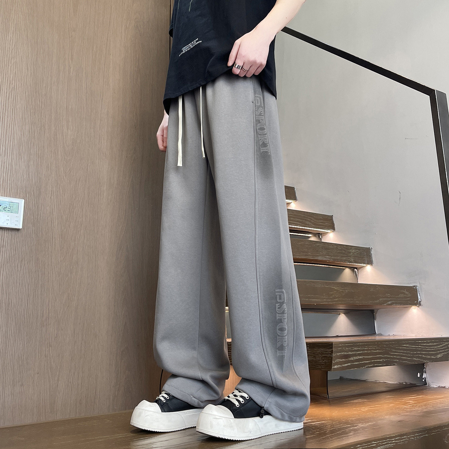 春秋季13青少年潮流宽松休闲裤12岁男孩14初中学生15大童运动卫裤