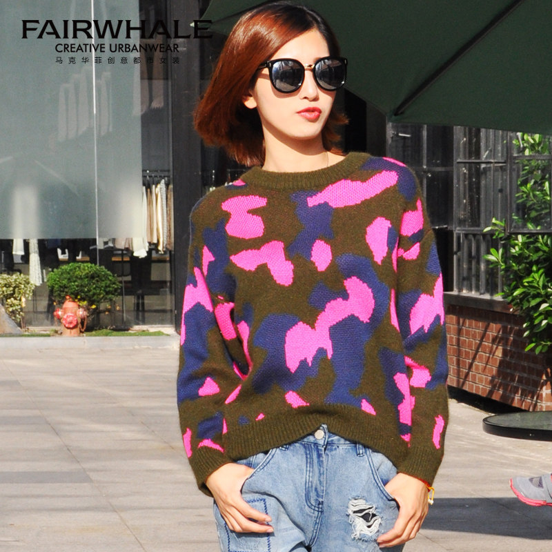 马克华菲女装秋冬款时尚迷彩印花宽松长袖针织衫甜美休闲街头风