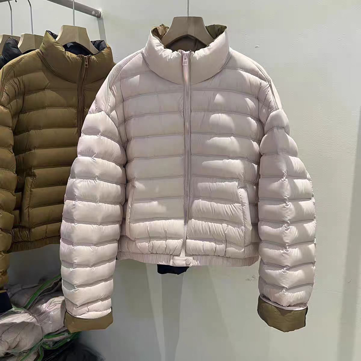 2025冬季新款韩版90白鸭绒羽绒服立领排骨短款小个子时尚云感外套