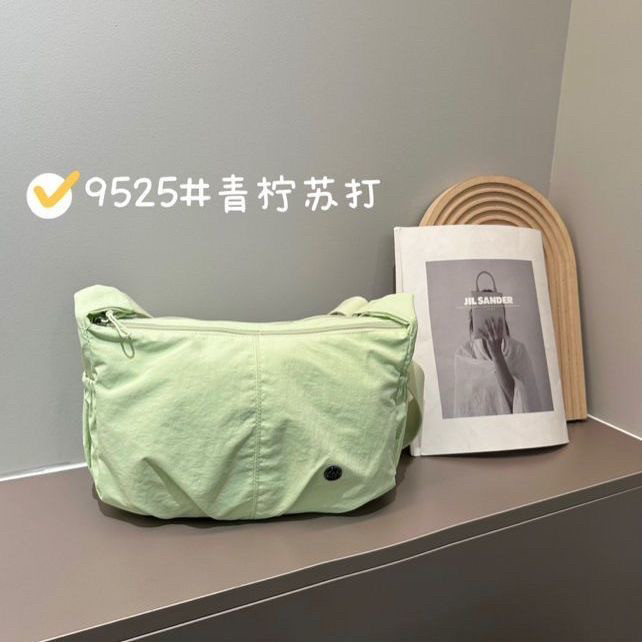 博卜博卜布包新款多隔层饺子包休闲旅游背包超轻防泼水女布包9525