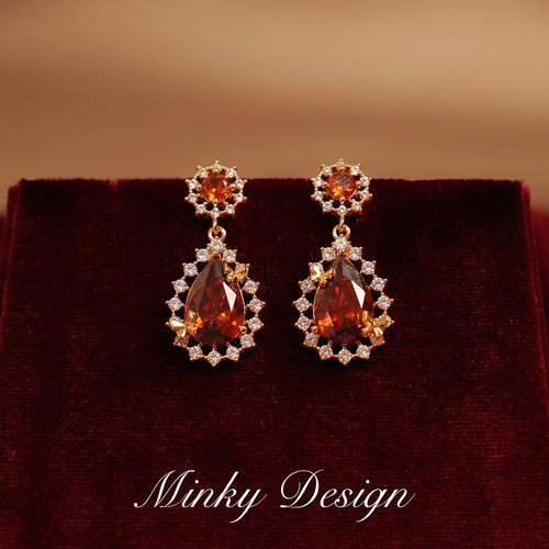 「焰耳红芒」复古轻奢耳环水滴气质耳钉蚊香盘耳夹无耳洞红色耳饰