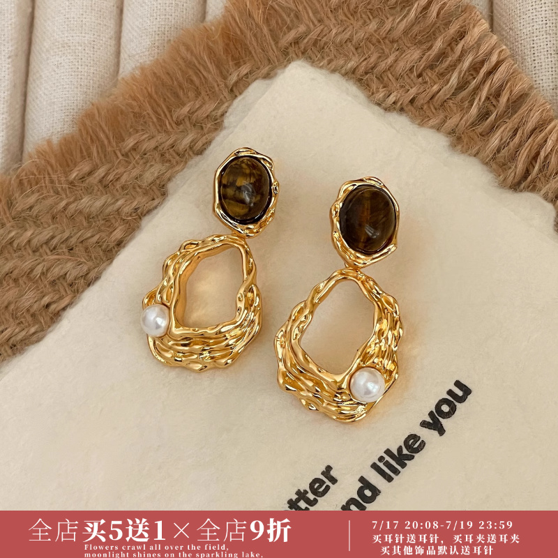 「落日浪漫」长款美拉德虎眼石耳饰蚊香盘耳夹女无耳洞耳钉银秋冬