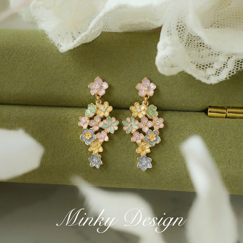 Minky「自由花开」彩色小花簇耳钉蚊香盘耳夹无耳洞耳环春夏耳饰