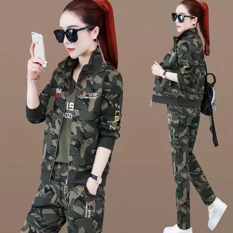 迷彩服套装女2025年春秋新款女装全套女士休闲外套T恤裤子三件套