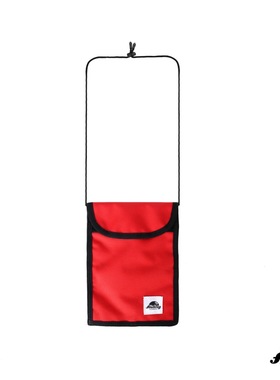 Friday2020春夏款 休闲尼龙斜挎包小包 红色 男女同款