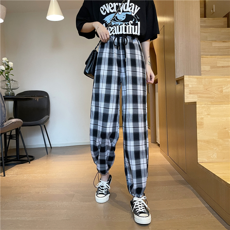 Real price ~ Black and white check pants children's loose legged wide leg pants with high waist drop feeling casual straight pants in autumn and winter