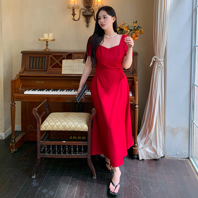 加大码女装胖mm复古红色方领连衣裙夏季新款收腰显瘦气质显瘦长裙