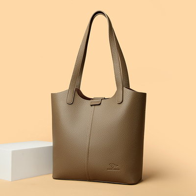 高级感小众真皮手提包女2025新款妈妈斜挎单肩小包洋气女士水桶包