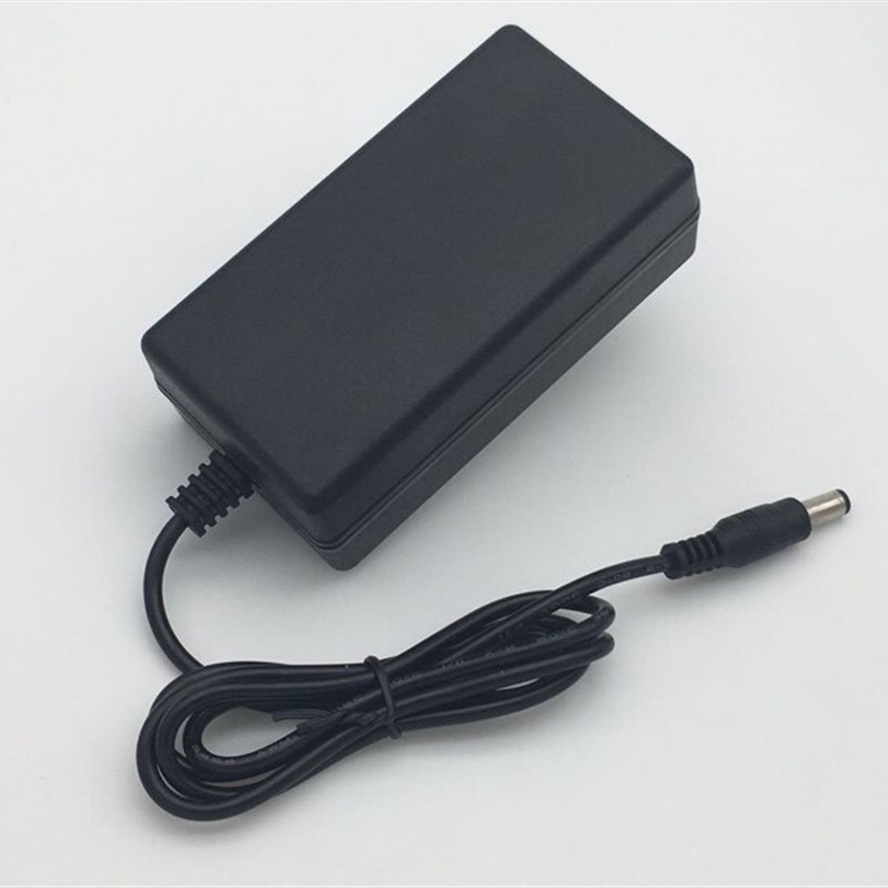 18V2A电源适配器通用1.5A1.8A蓝牙音响拉杆音响充电器音箱功放