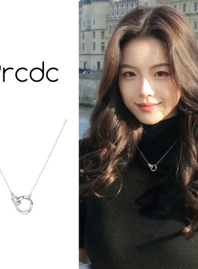 银色环环相扣项链女2025新款小众高级感毛衣链轻奢百搭设计感配饰