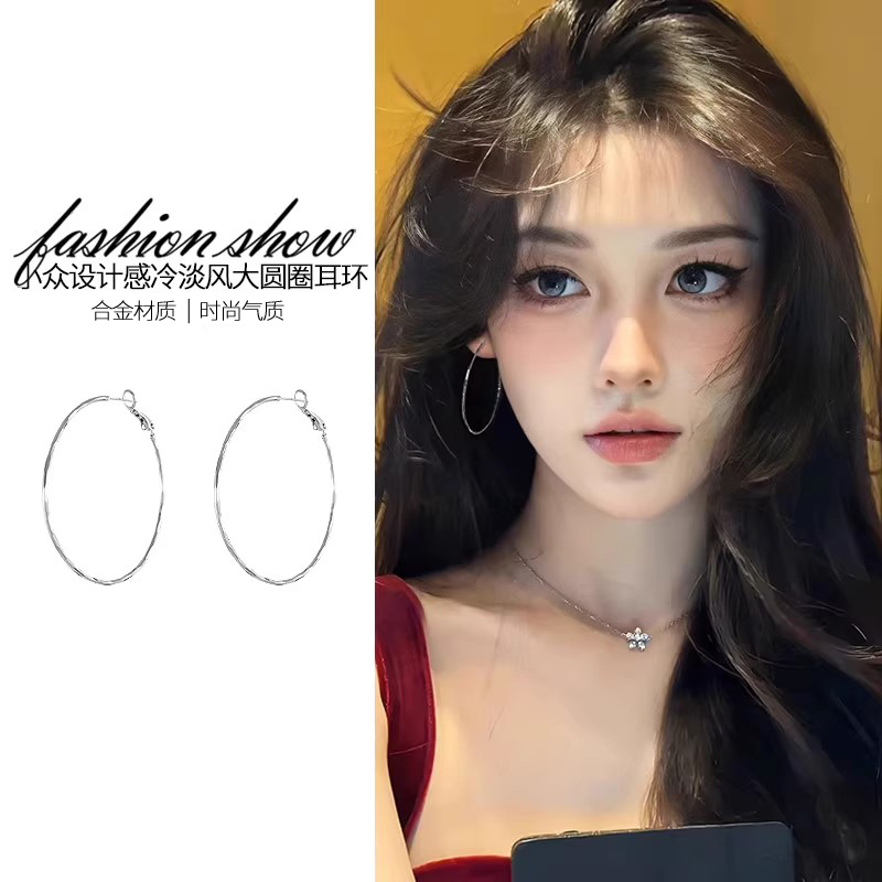 冷淡风轻奢耳环女新款
