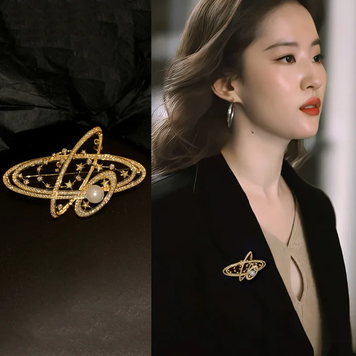 金色设计感宇宙胸针女
