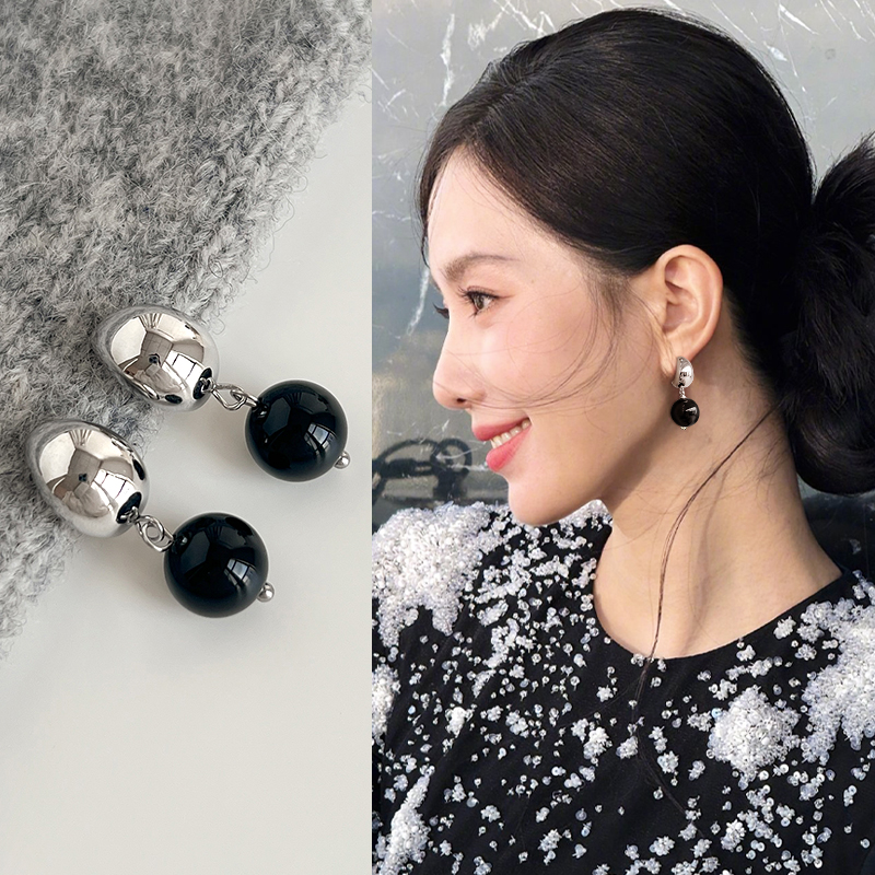 s925银针独特黑玛瑙色耳环