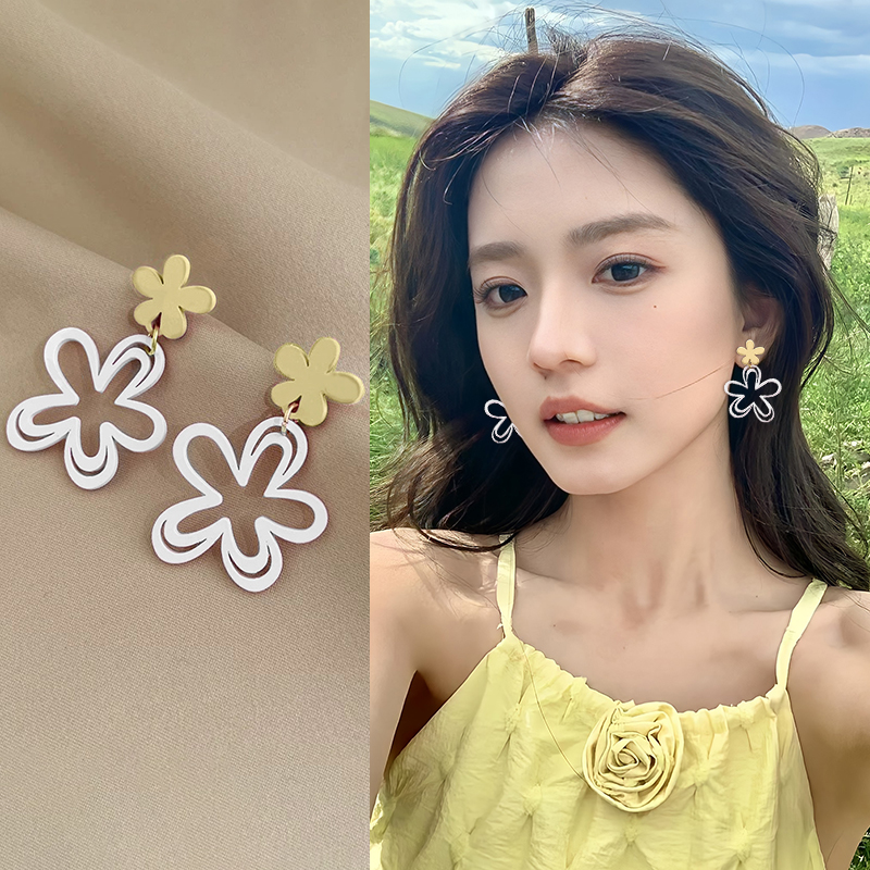 法式夏季小清新花朵耳环