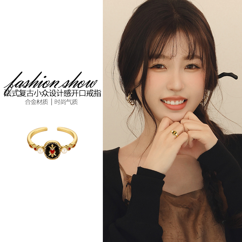 轻奢百搭珍珠款法式复古设计戒指