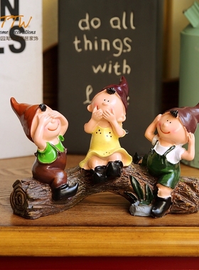 坐在老树上的看说听三娃娃摆设 田园家居装饰送礼