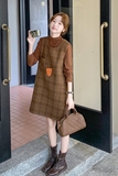 韩版气质毛呢背心连衣裙女2025年春秋季新款显瘦打底衫，女装连衣裙，维壹