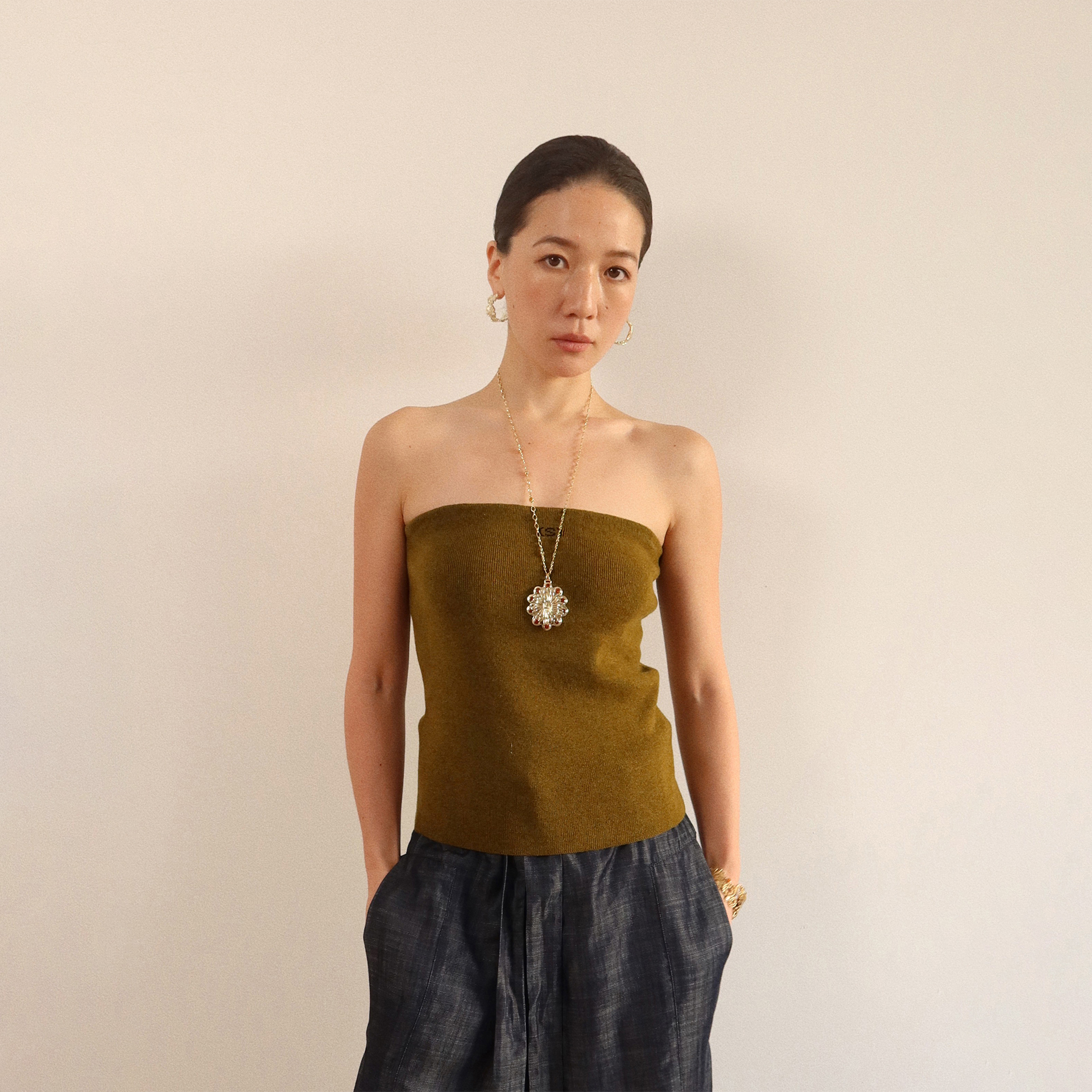 sesaar赛萨奥里安抹胸羊绒