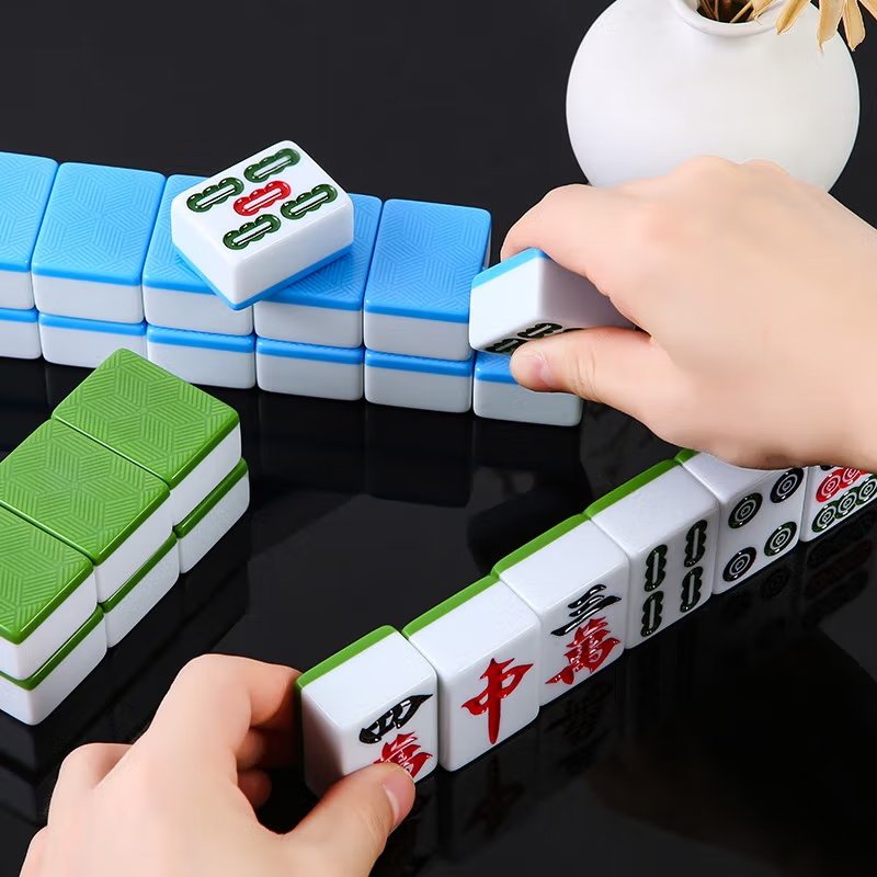 全自动麻将机麻将牌图片