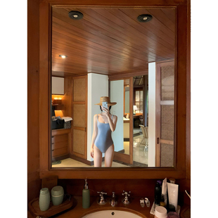 蓝色连体泳衣 2025ss GYOKUU 蓝色鲸鱼