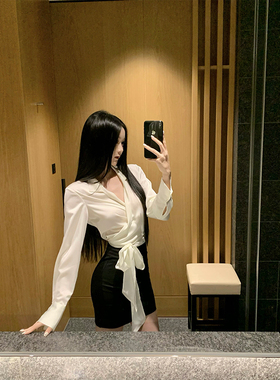 GYOKUU 浅香槟色交叉系带衬衫/黑色弹力高腰防走光百搭半身裙