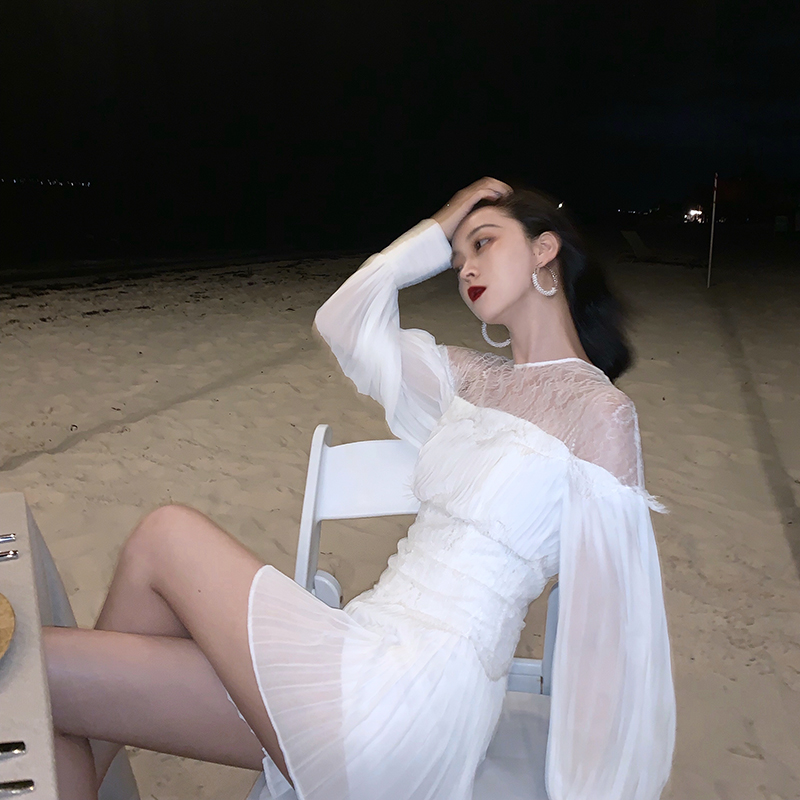 GYOKUU 夏季新款白色优雅性感镂空蕾丝拼接设计连衣裙热销63件包邮