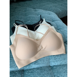 胸垫可拆卸 GYOKUU 粉底液无痕内衣 2026ss 一秒无痕