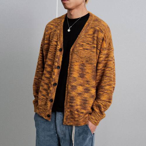 慵懒感马海毛段染开衫毛衣