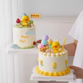 ins风黄色摇头鸭蛋糕装 饰摆件儿童生日甜品台插件可爱小黄鸭装 扮