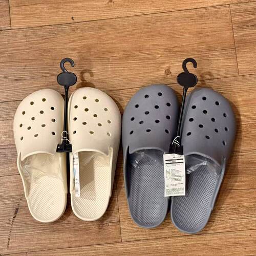 日本宜得利包头洞洞鞋夏季居家