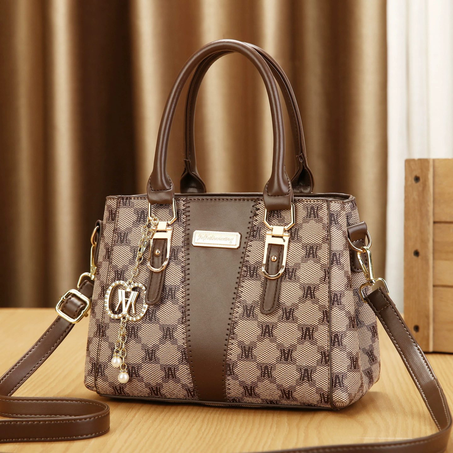 高端大气手提包2025新款时尚百搭轻奢大容量高级感单肩斜挎包女,箱包皮具/热销女包/男包,托特包,淘宝优惠券,粉丝福利购,淘宝优惠卷